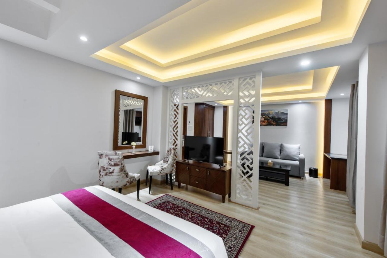 Hotel Ama-La, Thamel, Kathmandu Esterno foto